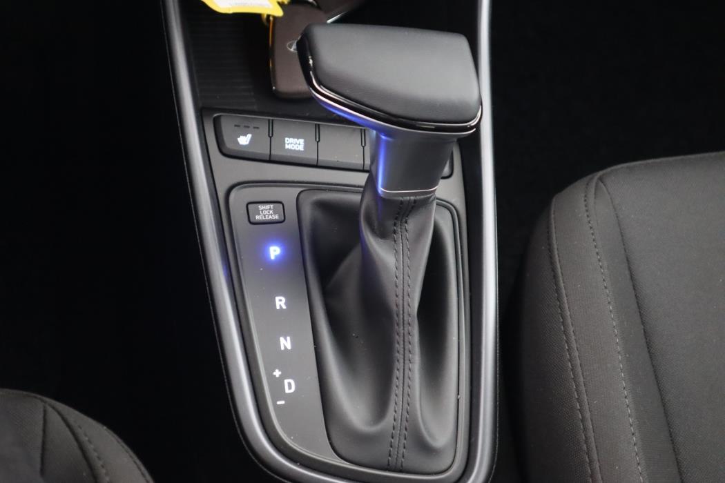 HYUNDAI i20 Hatchback 2025