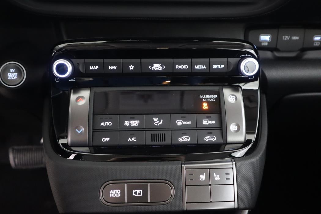 HYUNDAI INSTER 2025