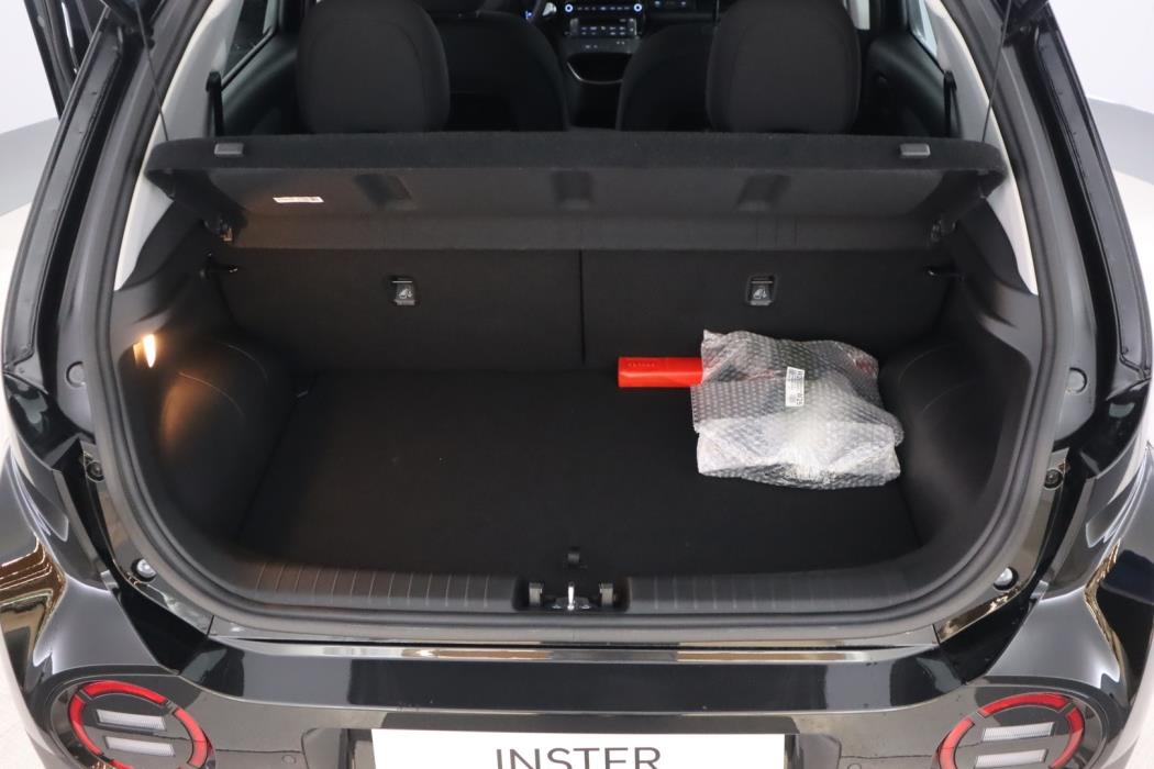 HYUNDAI INSTER 2025