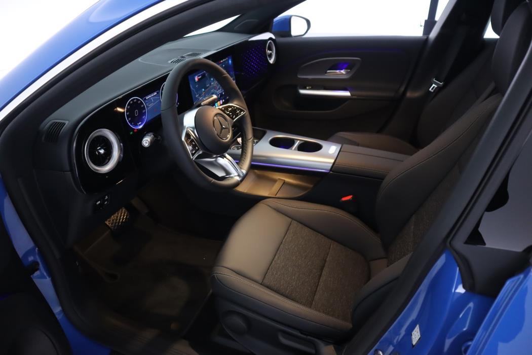 MERCEDES-BENZ CLA 2026