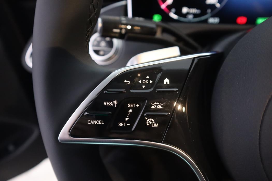 MERCEDES-BENZ E 2026