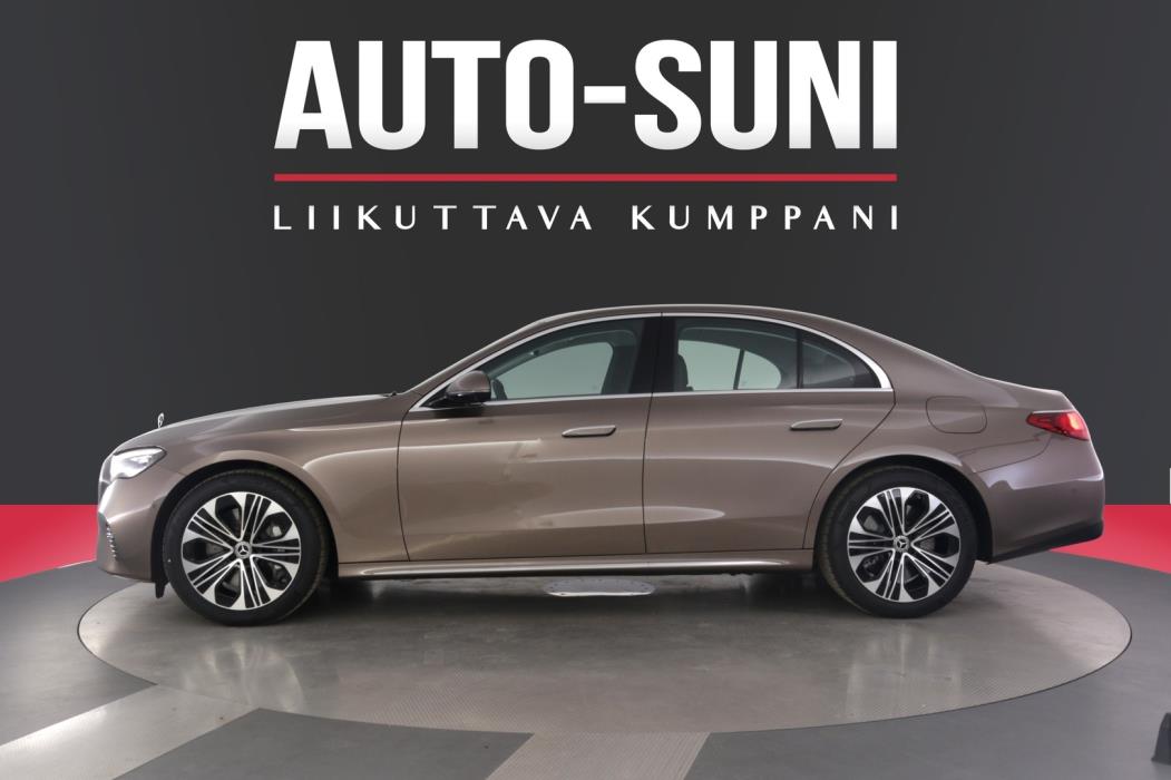 MERCEDES-BENZ E 2026