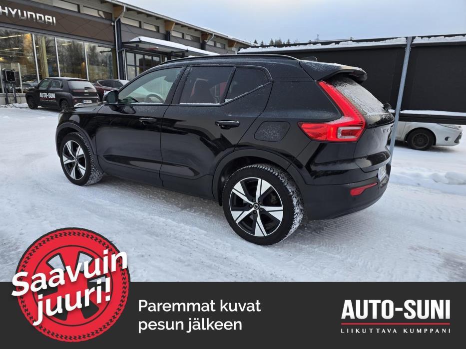 VOLVO XC40 2021