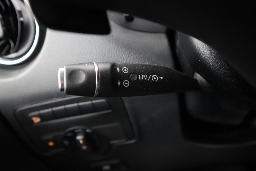 MERCEDES-BENZ Vito 2021