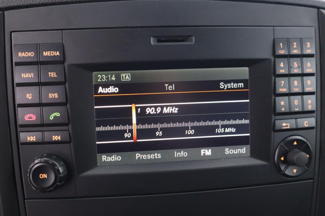 MERCEDES-BENZ Vito 2016