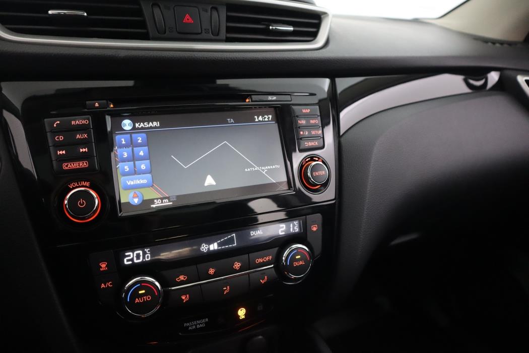 NISSAN Qashqai 2017