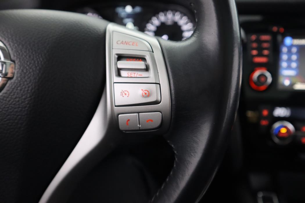 NISSAN Qashqai 2017