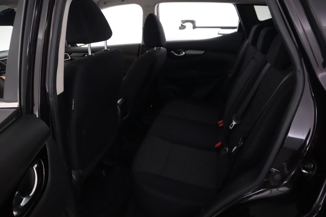 NISSAN Qashqai 2017