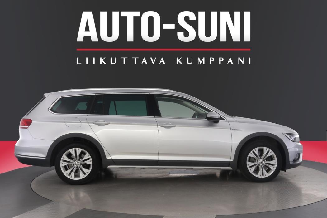 VOLKSWAGEN Passat 2019