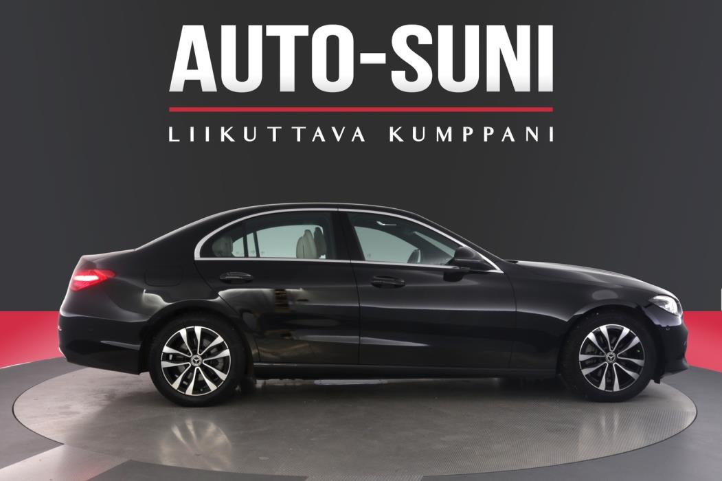 MERCEDES-BENZ C 2022