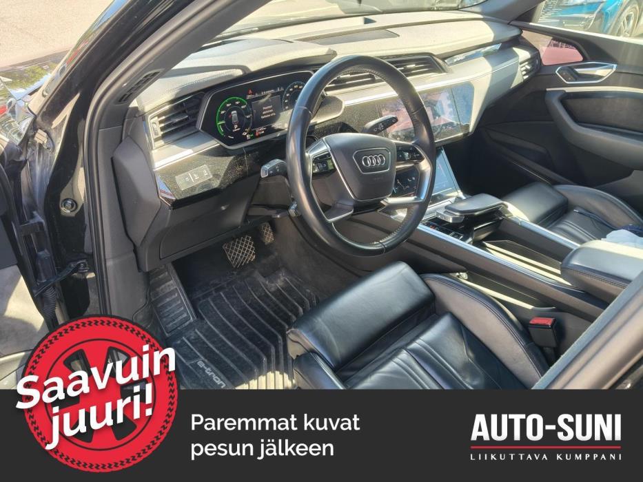 AUDI e-tron 2019