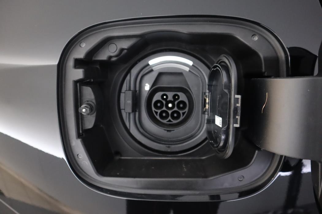 MERCEDES-BENZ A 2023