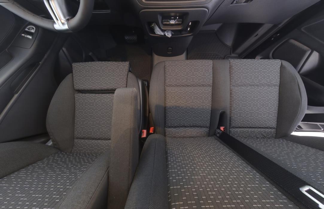 MERCEDES-BENZ Vito 2026