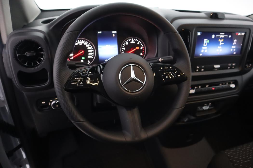 MERCEDES-BENZ Vito 2026