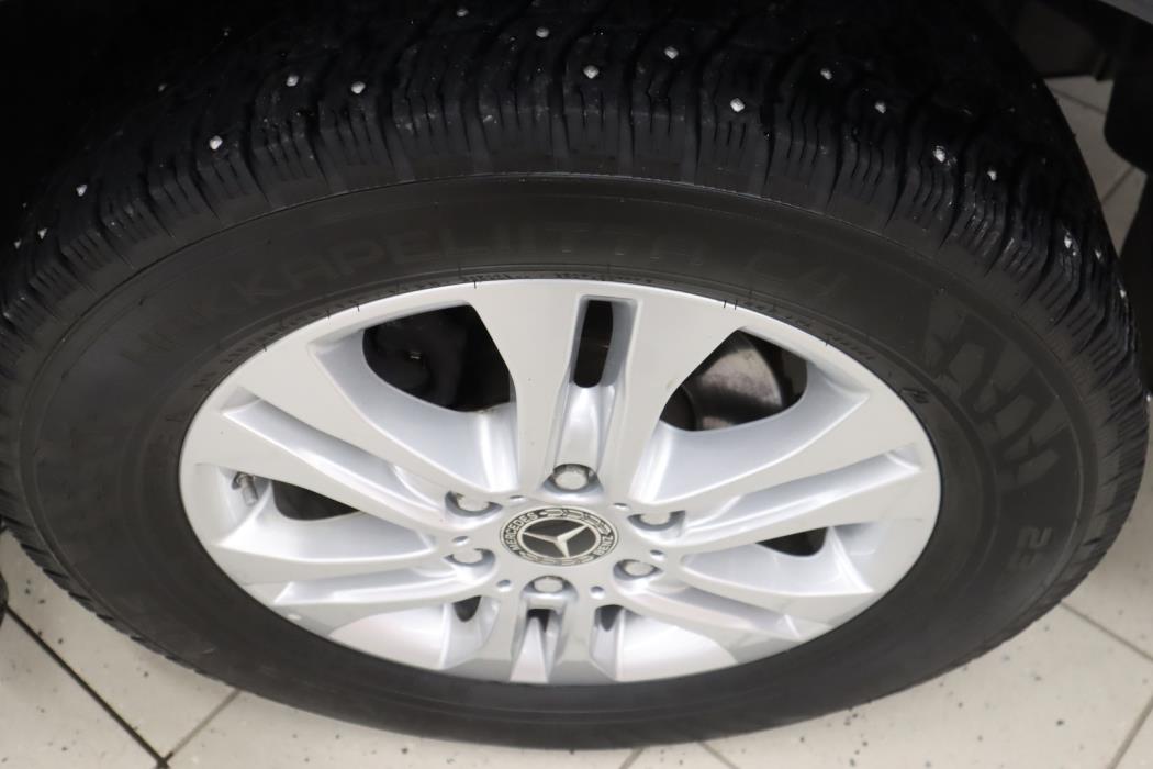 MERCEDES-BENZ Sprinter 2023