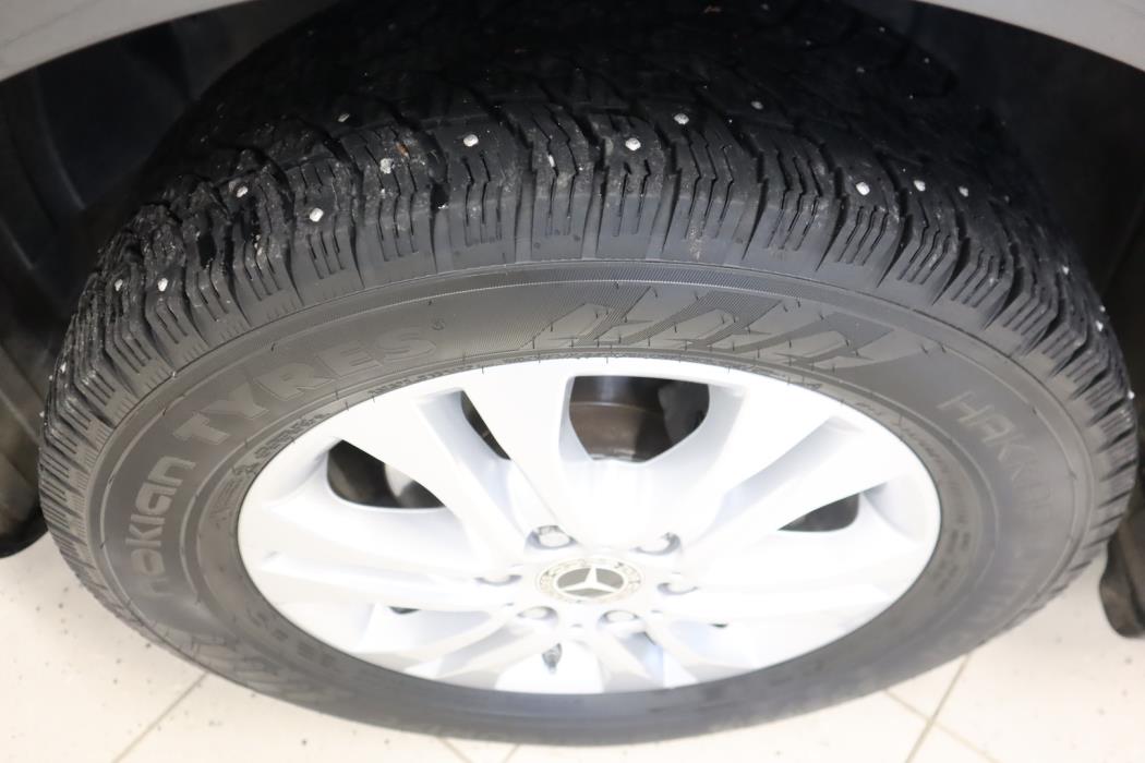 MERCEDES-BENZ Sprinter 2023