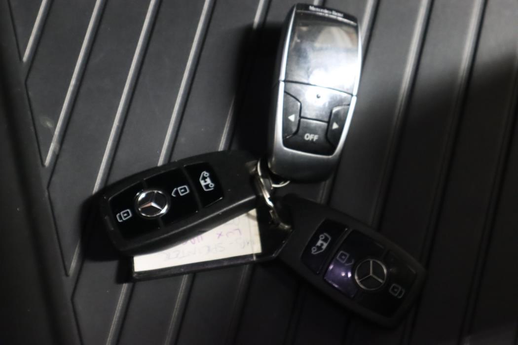 MERCEDES-BENZ Sprinter 2023