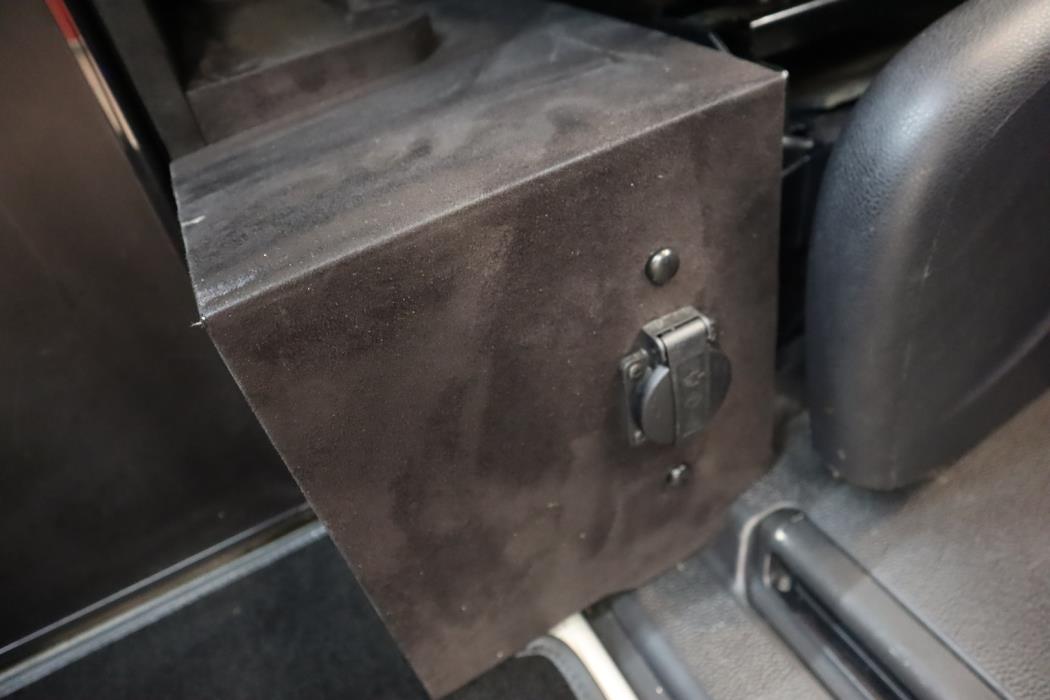 MERCEDES-BENZ Sprinter 2023