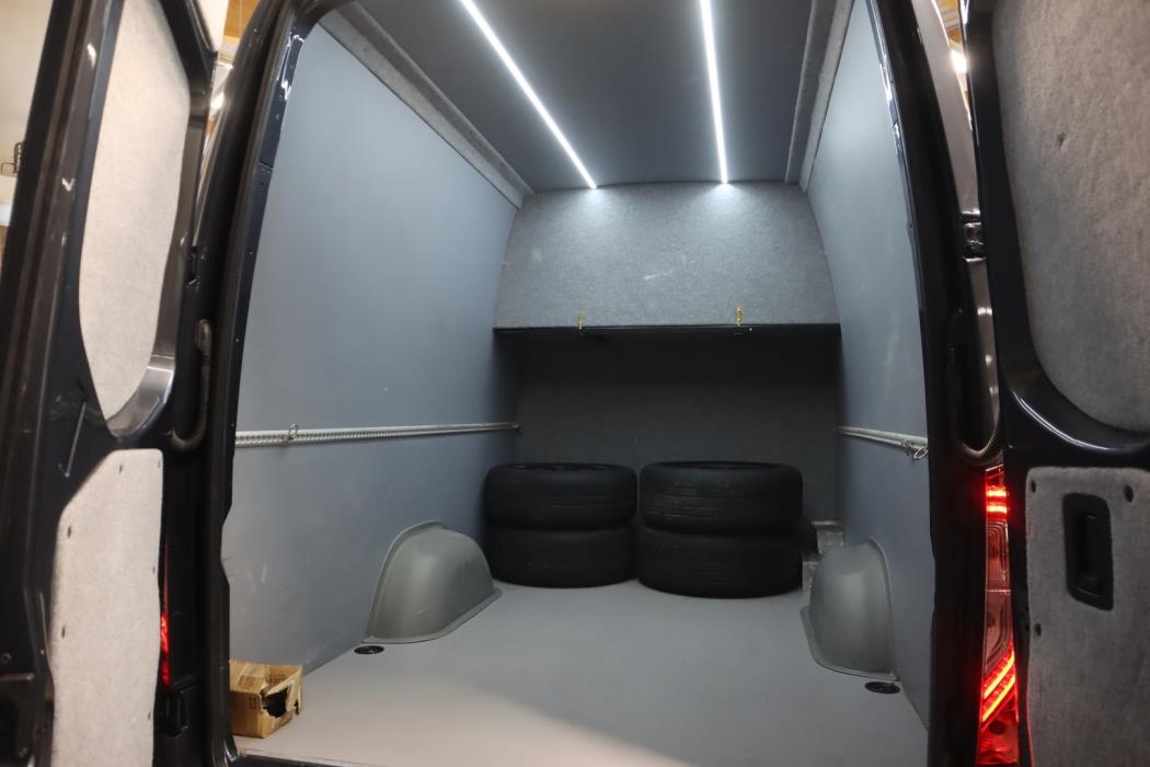 MERCEDES-BENZ Sprinter 2023