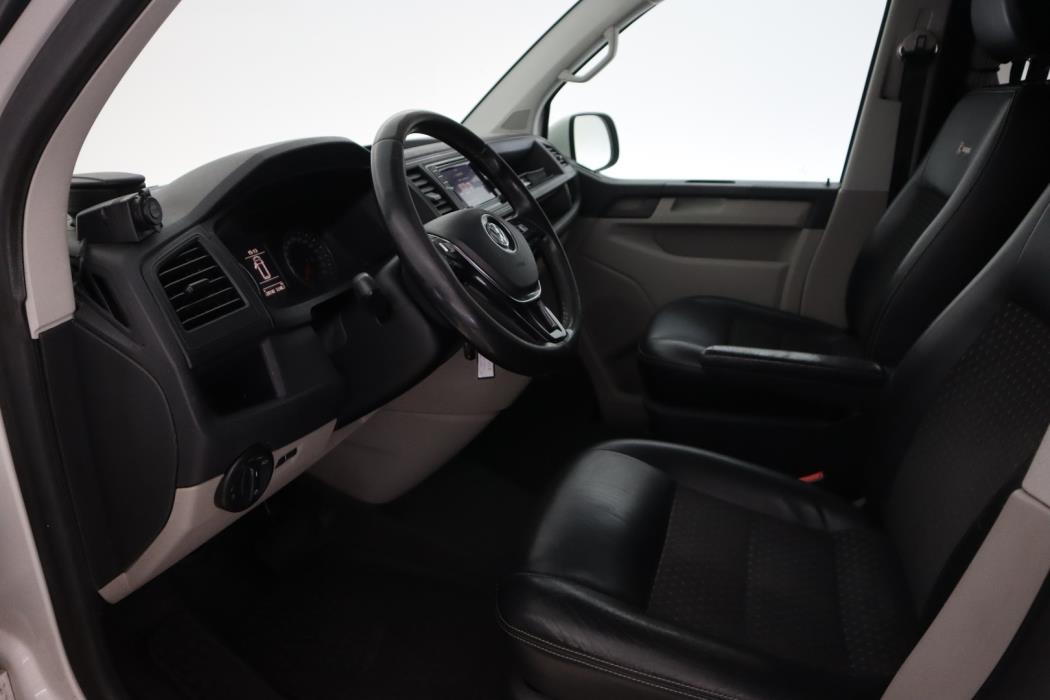 VOLKSWAGEN Transporter 2017