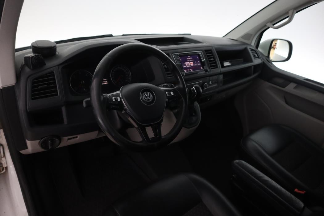 VOLKSWAGEN Transporter 2017