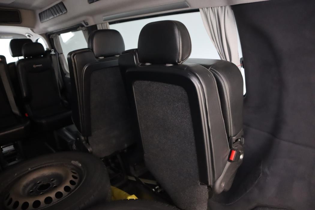 VOLKSWAGEN Transporter 2017