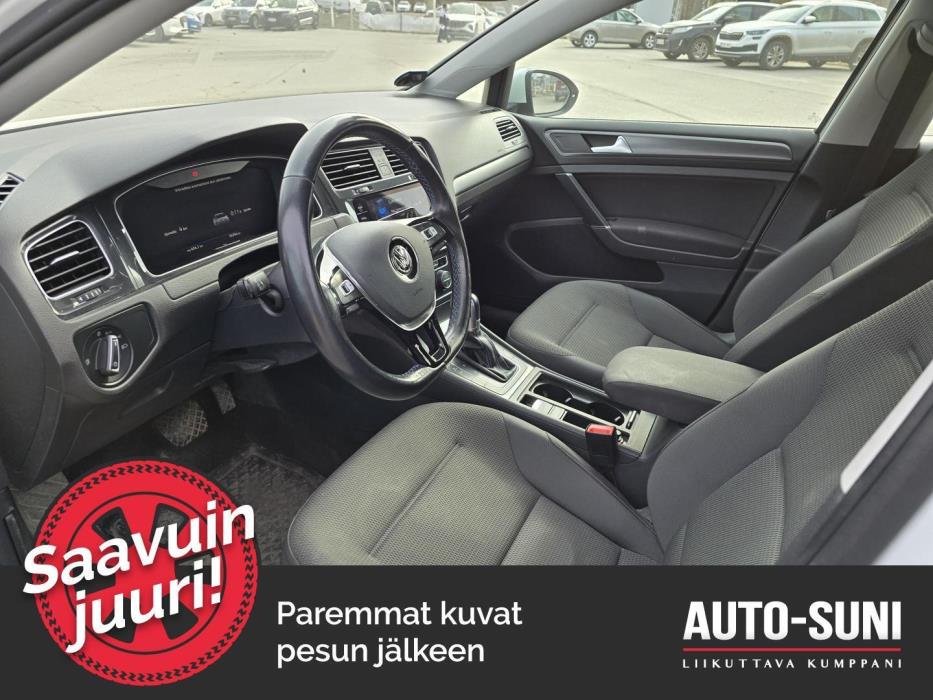 VOLKSWAGEN Golf 2019