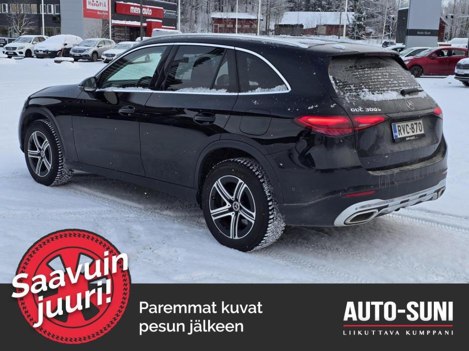 MERCEDES-BENZ GLC 2023