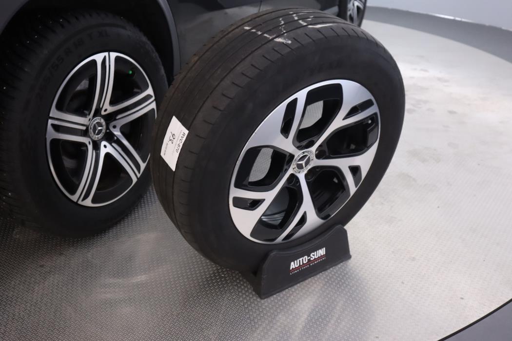 MERCEDES-BENZ GLC 2023