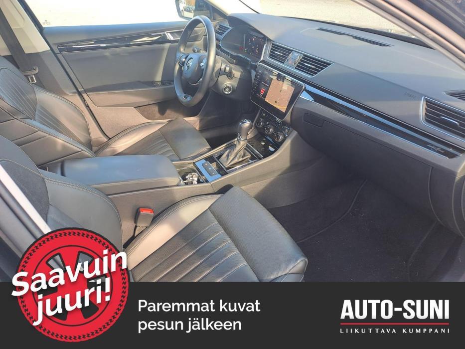 SKODA Superb 2023