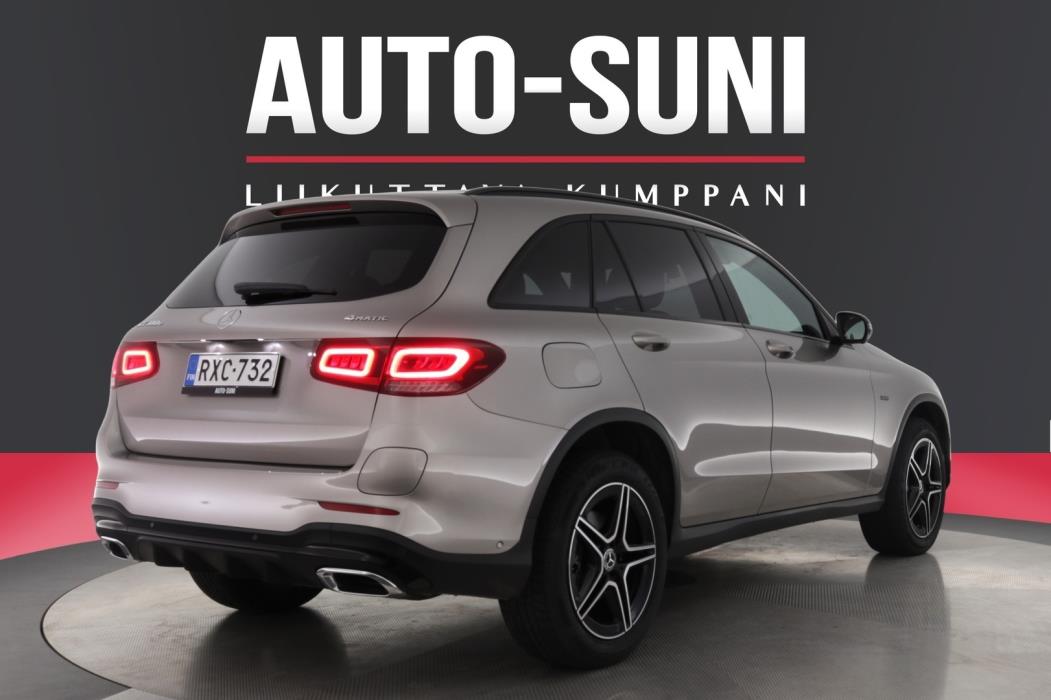 MERCEDES-BENZ GLC 2020