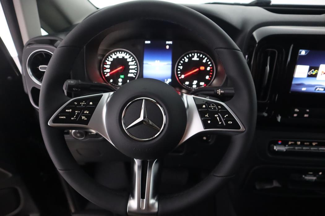 MERCEDES-BENZ Vito 2026