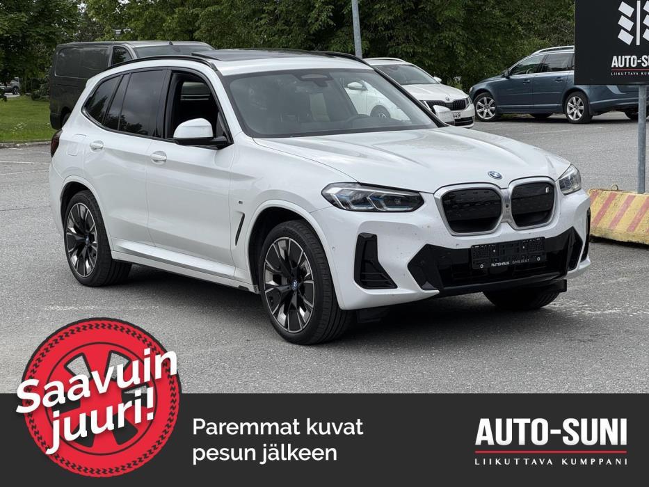 BMW iX3 2023
