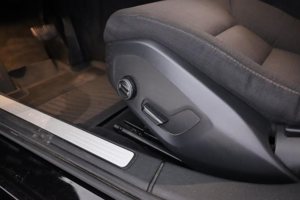VOLVO V60 2019