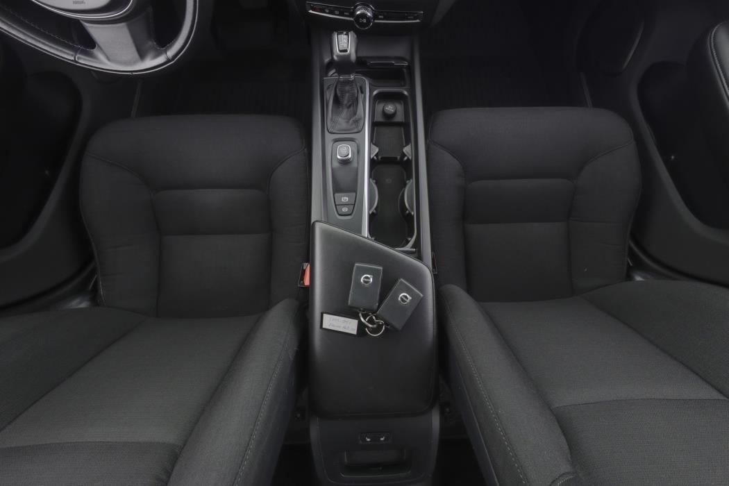 VOLVO V60 2019