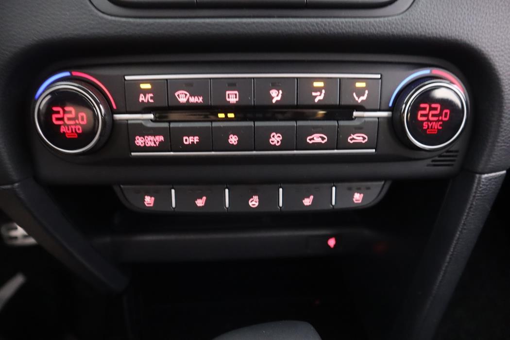 KIA XCeed 2025