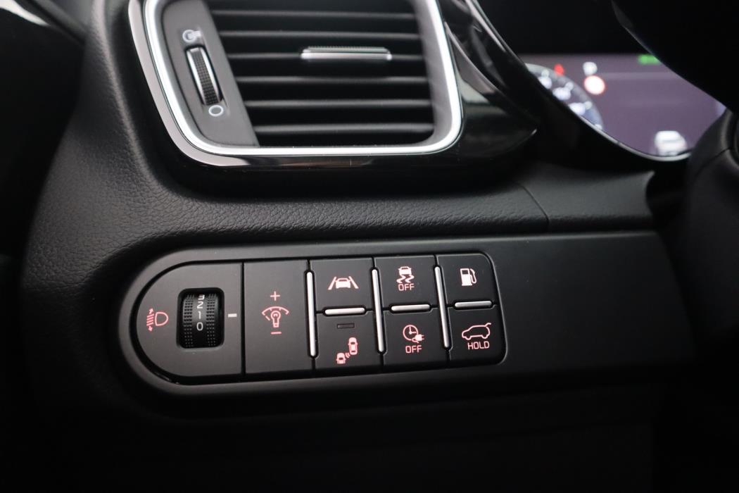 KIA XCeed 2025