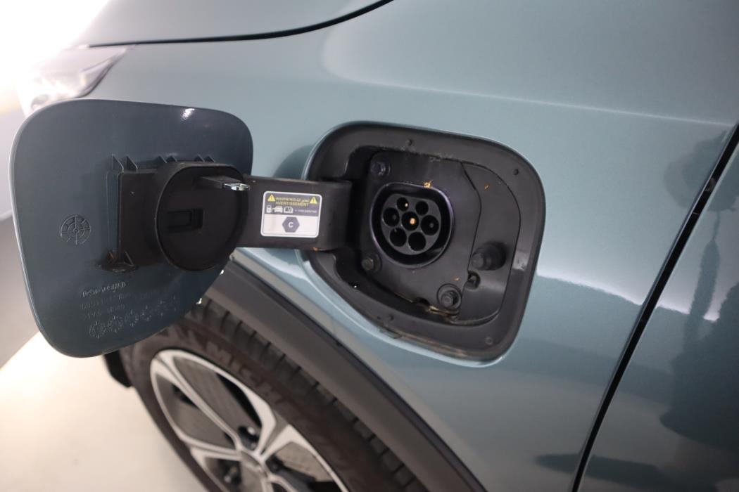 KIA XCeed 2025