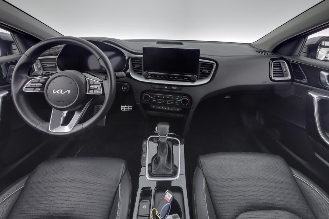 KIA XCeed 2025