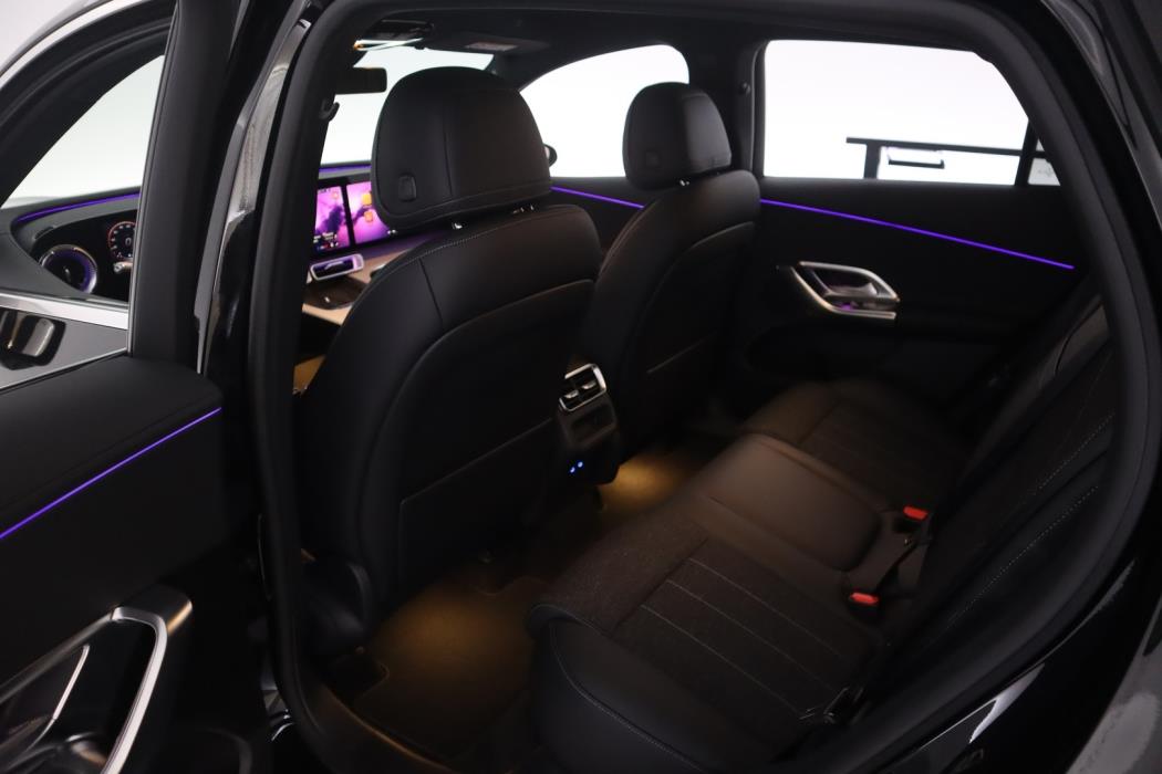MERCEDES-BENZ GLC 2026