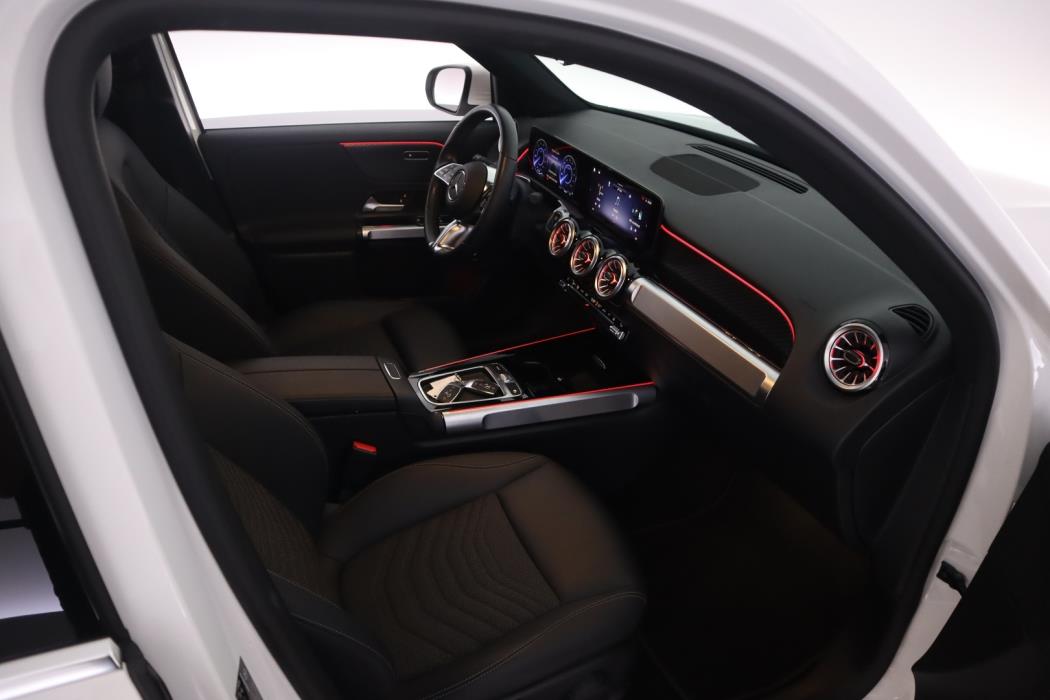 MERCEDES-BENZ EQB 2025