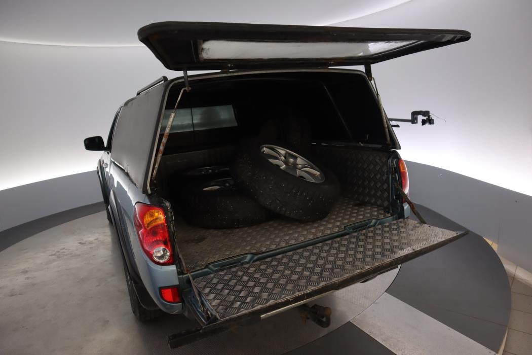 MITSUBISHI L200 2006