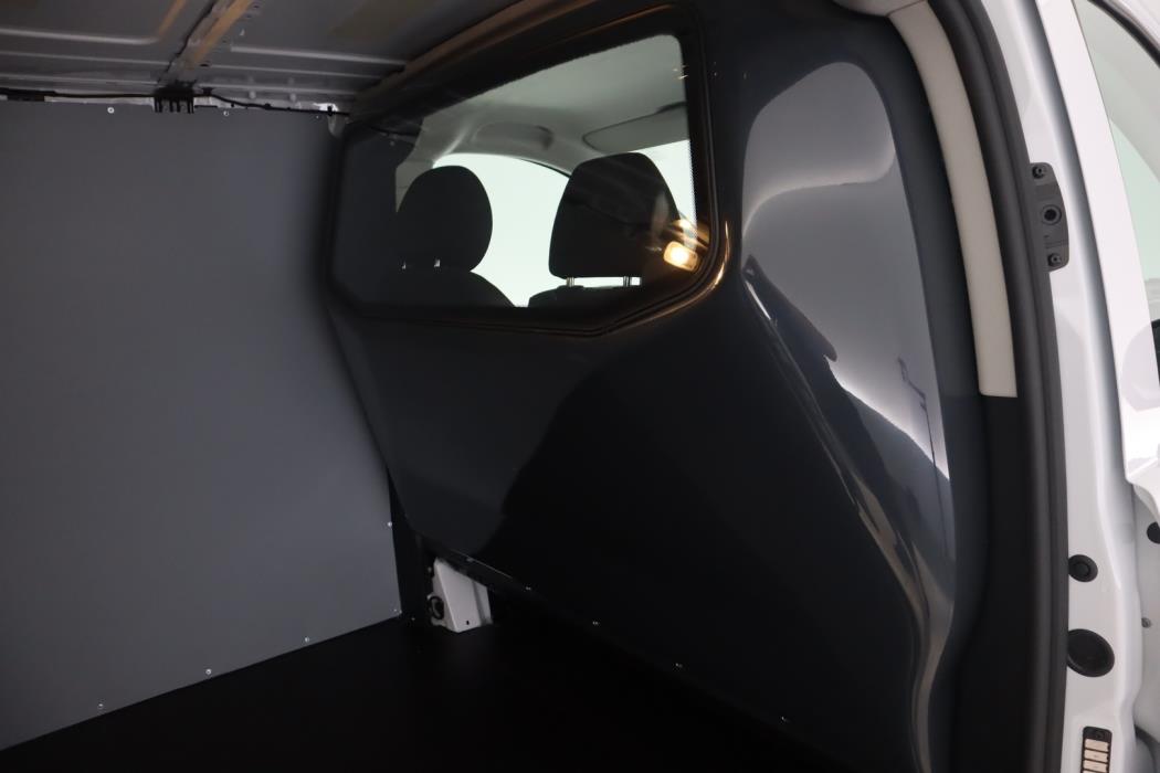 MERCEDES-BENZ Vito 2025