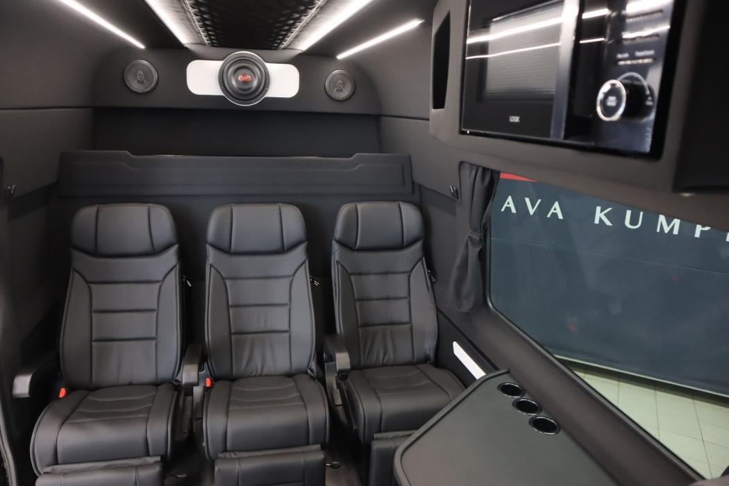 MERCEDES-BENZ Sprinter 2026