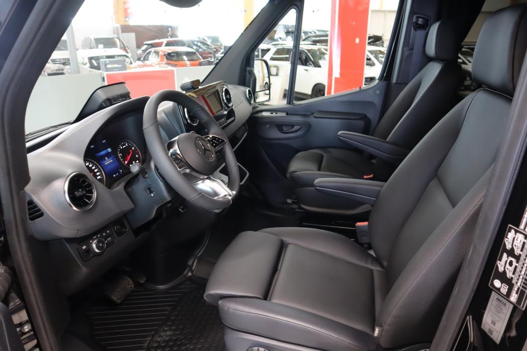 MERCEDES-BENZ Sprinter 2026