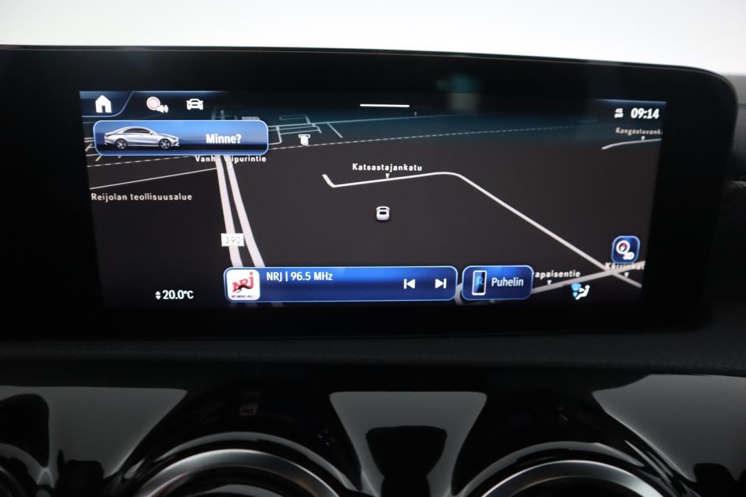 MERCEDES-BENZ CLA 2025