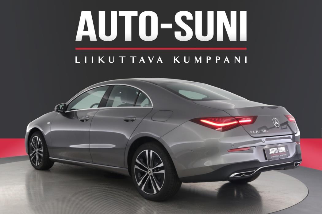 MERCEDES-BENZ CLA 2025