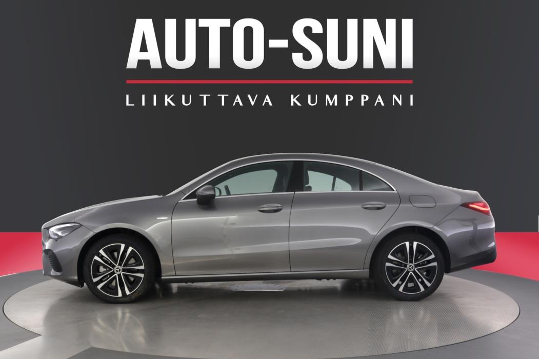 MERCEDES-BENZ CLA 2025