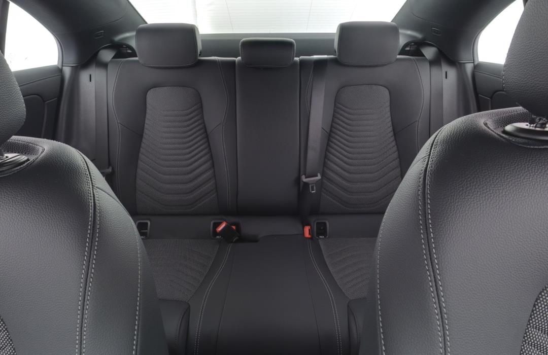 MERCEDES-BENZ CLA 2025