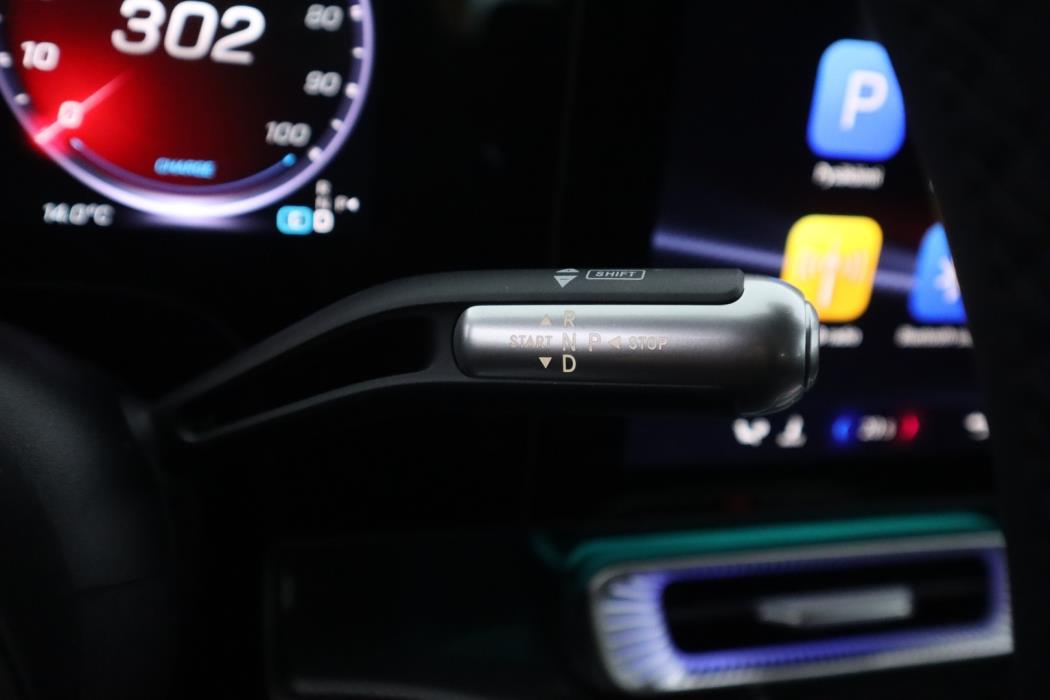 MERCEDES-BENZ C 2026